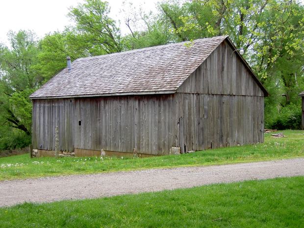 Barn